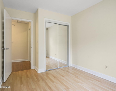 17 Alameda Court - Photo Thumbnail 23
