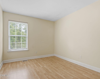 17 Alameda Court - Photo Thumbnail 25