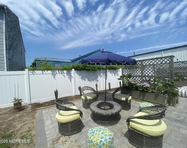 95 Cooper Avenue - Photo Thumbnail 13