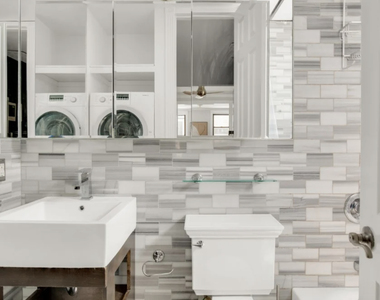 345 West 53rd Street - Photo Thumbnail 3