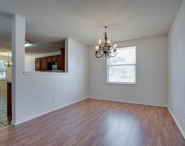 13165 Barbarosa Drive - Photo Thumbnail 4