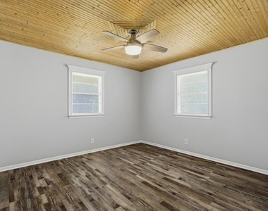 4128 Arroyo Trail - Photo Thumbnail 18