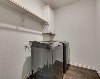 2085 Tahoka Lane - Photo Thumbnail 15