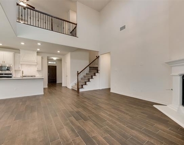 2085 Tahoka Lane - Photo Thumbnail 6