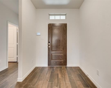 2085 Tahoka Lane - Photo Thumbnail 2