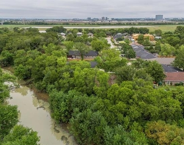 4109 Rupert Street - Photo Thumbnail 33