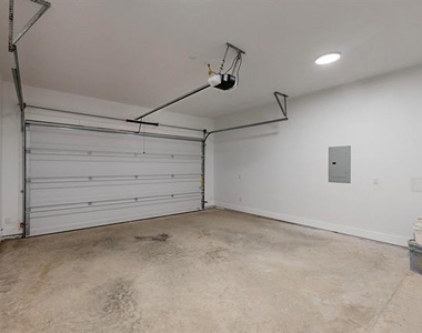 4109 Rupert Street - Photo Thumbnail 30
