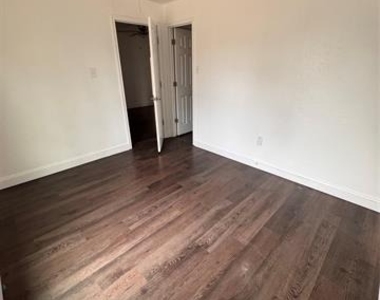 1621 S Mirick Avenue - Photo Thumbnail 9