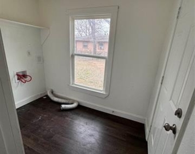 1621 S Mirick Avenue - Photo Thumbnail 15