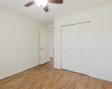 11839 High Meadow Drive - Photo Thumbnail 13