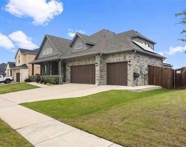 1906 Galenda Drive - Photo Thumbnail 1