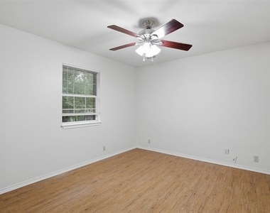 106 Shaw Street - Photo Thumbnail 16