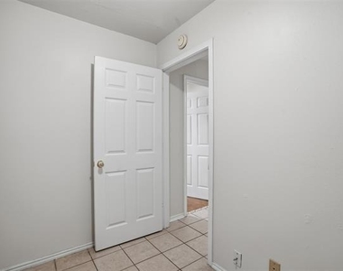 106 Shaw Street - Photo Thumbnail 13