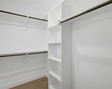 1022 W Shepherd Street - Photo Thumbnail 19