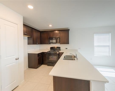2629 Turtle Dove Drive - Photo Thumbnail 4