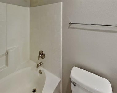 4553 High Cotton Trail - Photo Thumbnail 10