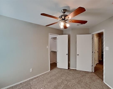 4553 High Cotton Trail - Photo Thumbnail 11