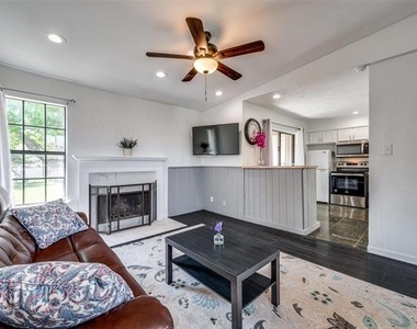 4748 Old Bent Tree Lane - Photo Thumbnail 7