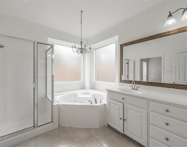 8648 Prairie Dawn Drive - Photo Thumbnail 33