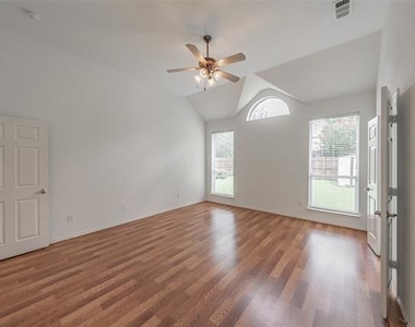 8648 Prairie Dawn Drive - Photo Thumbnail 28