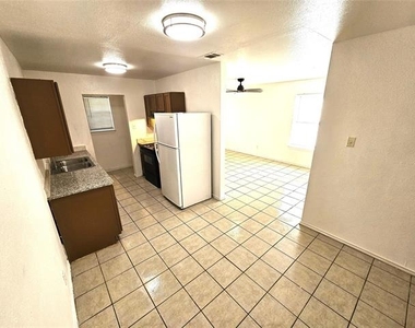 2837 Ave J - Photo Thumbnail 4