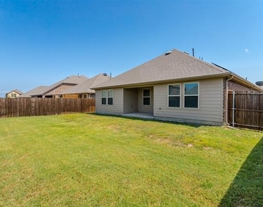 406 Saddle Club Way - Photo Thumbnail 32