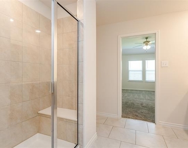 406 Saddle Club Way - Photo Thumbnail 29