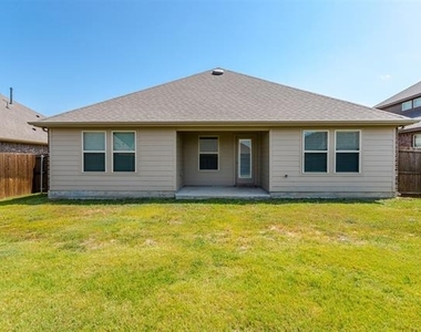 406 Saddle Club Way - Photo Thumbnail 33