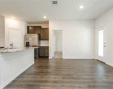 406 Saddle Club Way - Photo Thumbnail 18