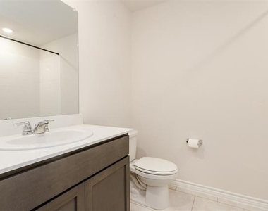 406 Saddle Club Way - Photo Thumbnail 8