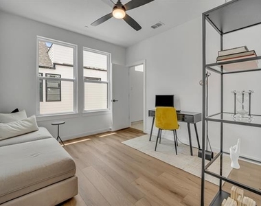 1525 Pecos Street - Photo Thumbnail 35