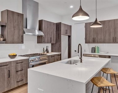 1525 Pecos Street - Photo Thumbnail 9