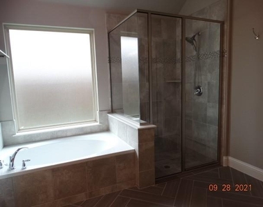 1113 Bryce Canyon Drive - Photo Thumbnail 14