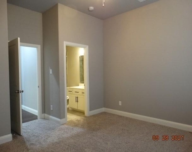1113 Bryce Canyon Drive - Photo Thumbnail 7