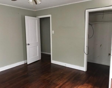 2809 S 6th Street - Photo Thumbnail 7
