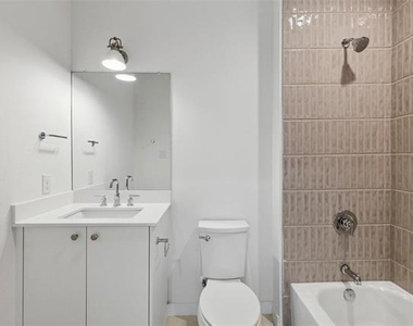 6144 Oram Street - Photo Thumbnail 21