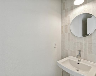 6144 Oram Street - Photo Thumbnail 23