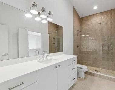 6144 Oram Street - Photo Thumbnail 19