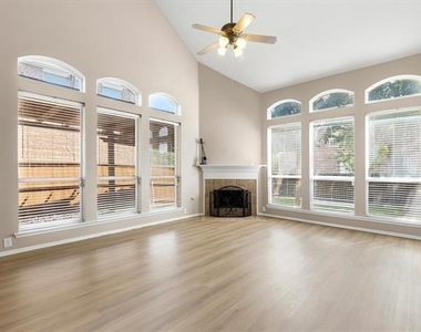 11650 Cape Royal Lane - Photo Thumbnail 12