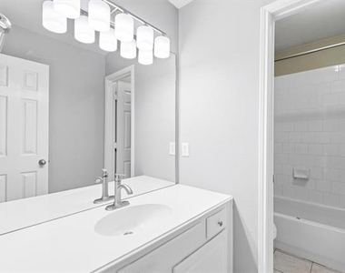 11650 Cape Royal Lane - Photo Thumbnail 23