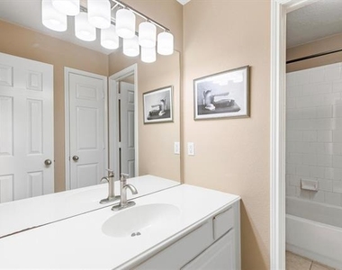 11650 Cape Royal Lane - Photo Thumbnail 18
