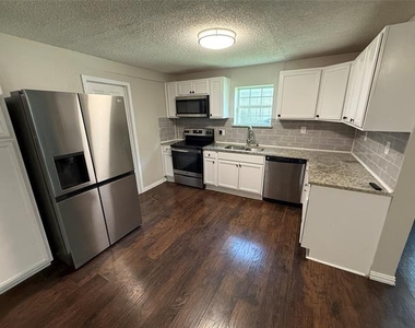 116 Griffin Street - Photo Thumbnail 3