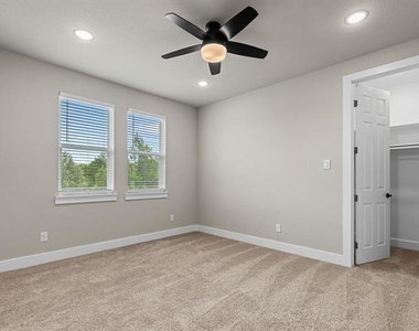 4318 Peachtree Lane - Photo Thumbnail 29