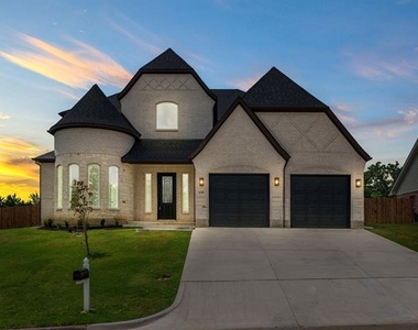 4318 Peachtree Lane - Photo Thumbnail 38