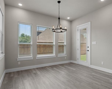 4318 Peachtree Lane - Photo Thumbnail 12