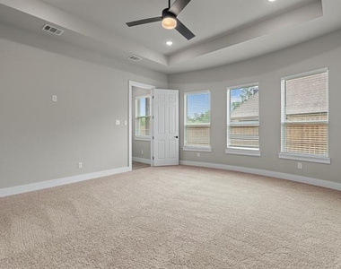 4318 Peachtree Lane - Photo Thumbnail 19