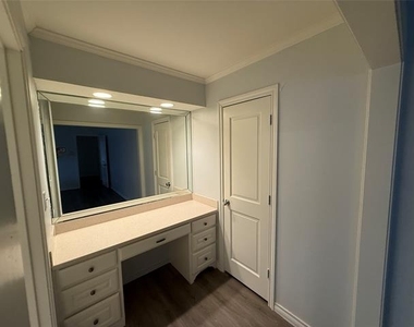 4916 Sugar Mill Road - Photo Thumbnail 10