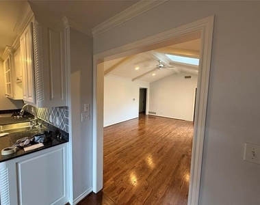 4916 Sugar Mill Road - Photo Thumbnail 5