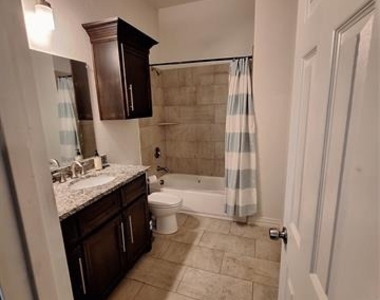 4107 Canada Drive - Photo Thumbnail 8