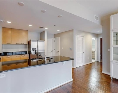 1200 Main Street - Photo Thumbnail 13